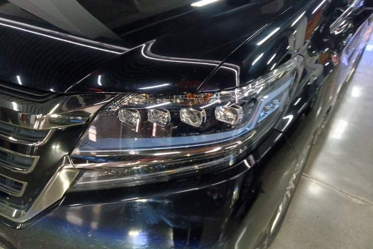 Used Honda Elysion 2019 2.0L Hybrid Luxury Edition