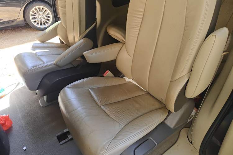 Used Buick GL8 2011 3.0L XT Luxury Business Flagship Edition
