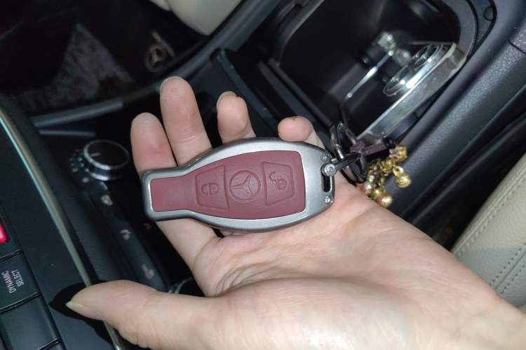 Used Mercedes-Benz GLA 2016 GLA 220 4MATIC Fashion Edition Vehicle Key