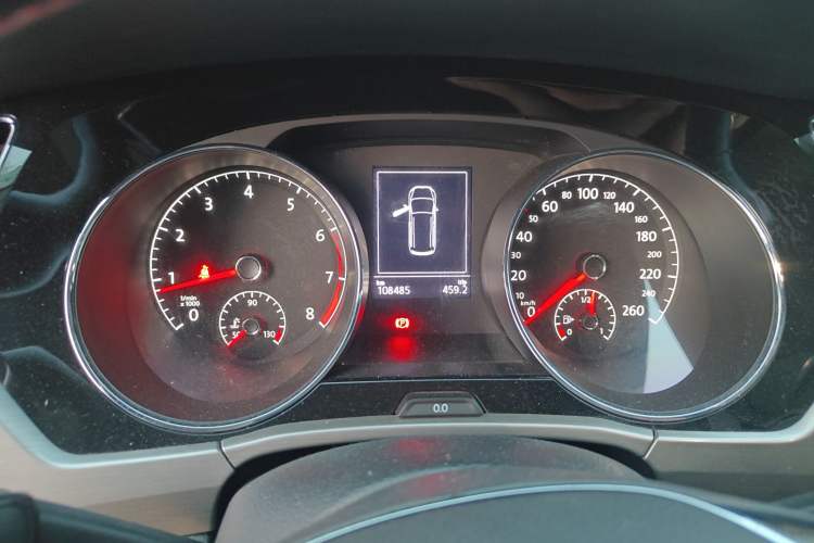 Used Volkswagen Touran 2018 Volkswagen Touran L 280TSI DSG Comfort Edition 7-seater
