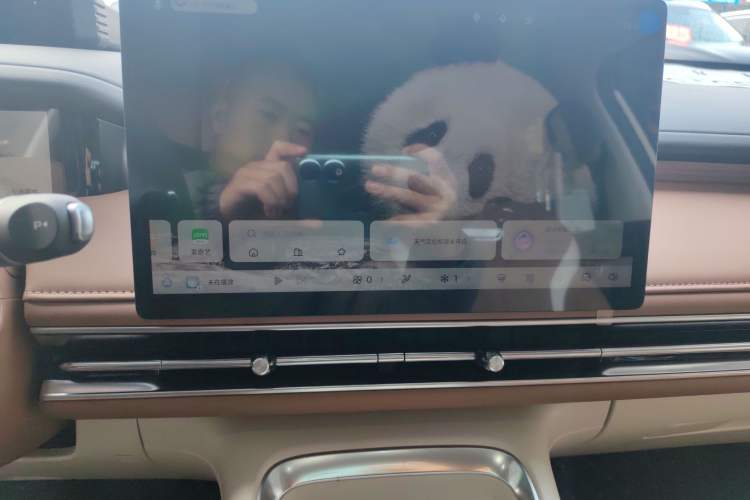 Used Wuling Bingo S 2025 Model 325km Deluxe Edition