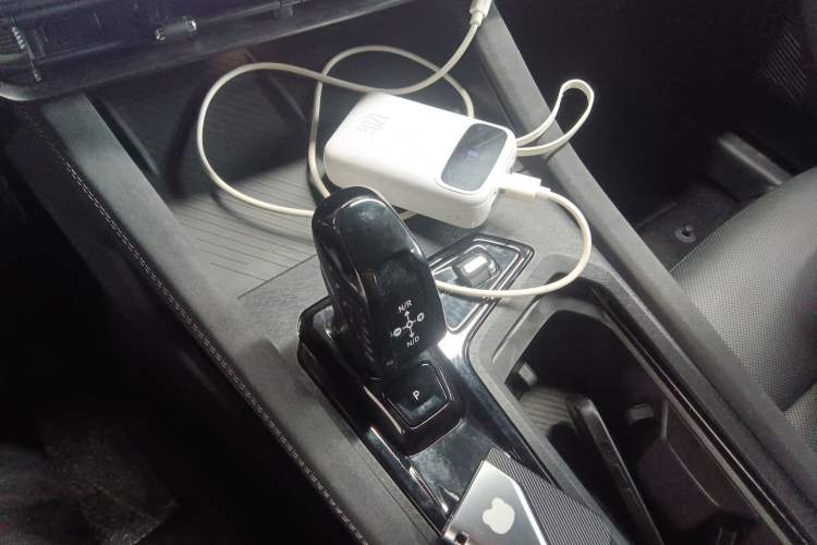 Used Lynk & Co 03 2023 1.5TD DCT JingPro Gear Lever