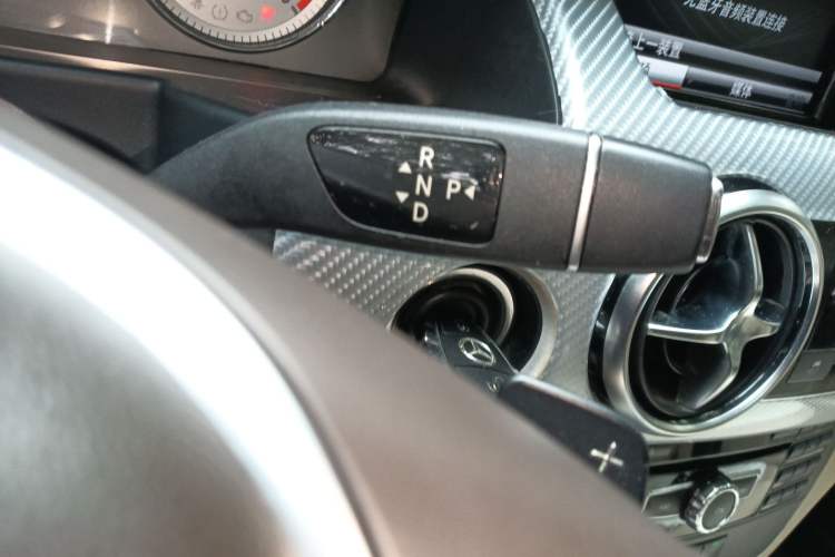 Used Mercedes-Benz GLK-Class 2014 GLK 260 4MATIC Dynamic Model