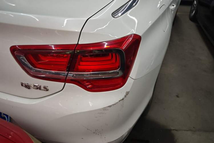 Used DS 5LS 2014 1.8L automatic Comfort version VTi140