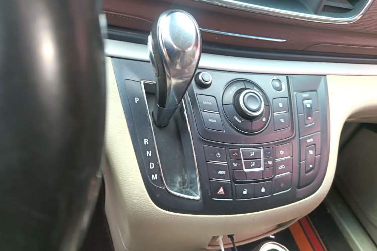 Used Buick GL8 2017 25S Luxury Version China V Standard
