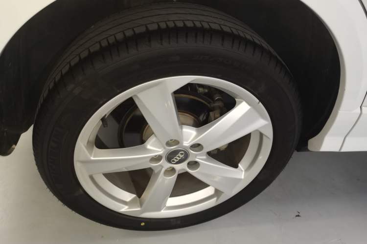 Used Audi Q2L 2020 35 TFSI Fashionable and Elegant Model
