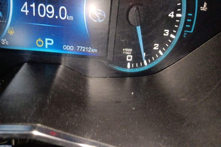 Used Soueast DX7 2015 1.5T Automatic Prestige Model
