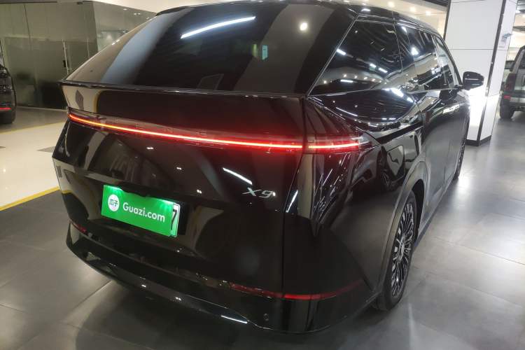 Used XPeng X9 2025 740 Ultra-Long Range Max
