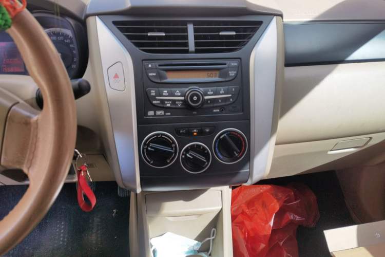 Used Venucia D50 2012 1.6L Manual Comfort Edition