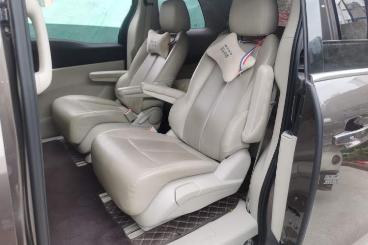 Used Buick GL8 2023 Land Executive Class Smart Enjoyment Model Left Rear Seat