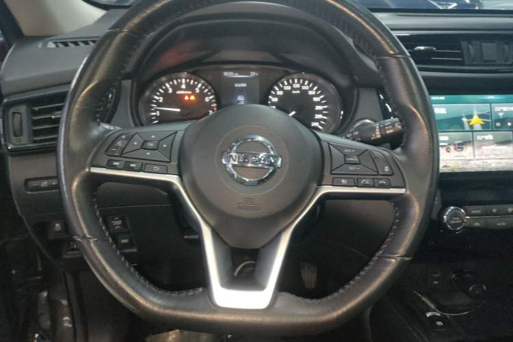 Used Nissan X-Trail 2019 2.5L CVT Smart Connect Luxury Edition 4WD