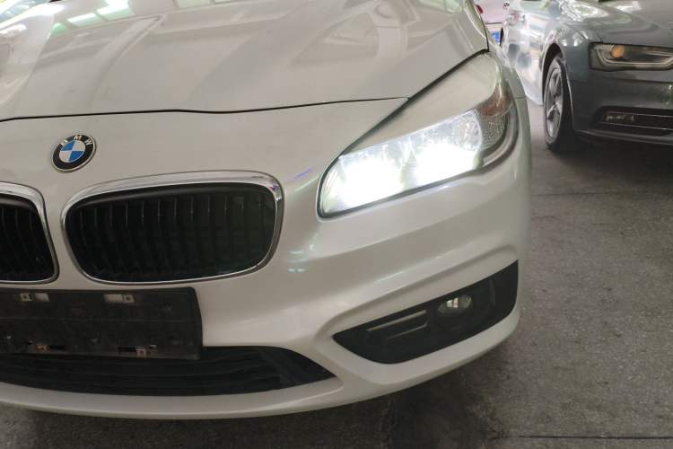 Used BMW 2 Series Active Tourer 2016 218i Fashion Model Left Front Headlight