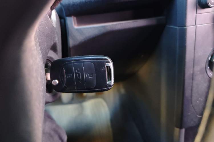 Used Wuling Hongguang PLUS 2020 1.5L Manual Standard Edition 5 Seats
