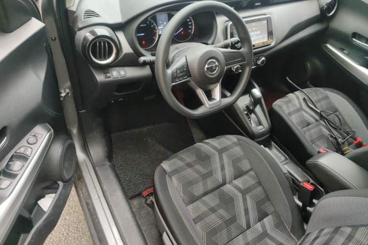 Used Nissan Kicks 2021 1.5L XL CVT Cool Enjoyment Edition Driver Seat