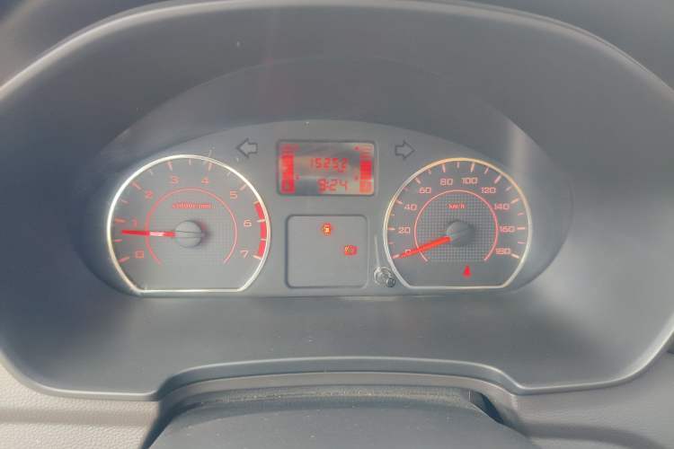 Used Wuling Hongguang V 2022 1.5L Jingqu Version Hydraulic Power Steering LAR