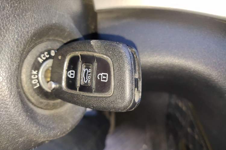 Used Hyundai Elantra (6th Generation / Lingdong) 2016 1.6L Automatic ZhiXuan – Elite Version
