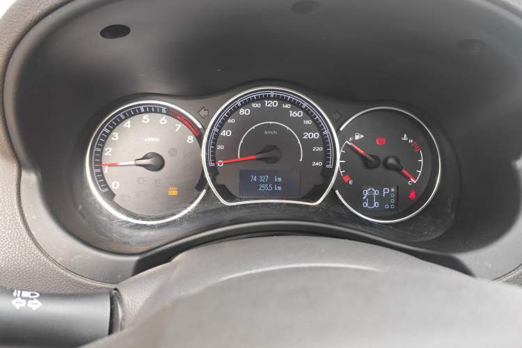 Used Renault Koleos 2013 2.5L 4x4 Comfort Edition