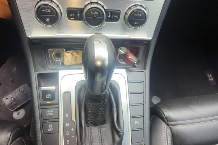 Used Volkswagen FAW-Volkswagen CC 2013 1.8TSI Prestige Model
