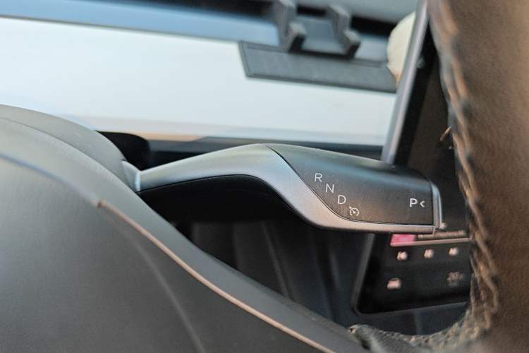 Used Tesla Model Y 2022 Rear-Wheel-Drive Version