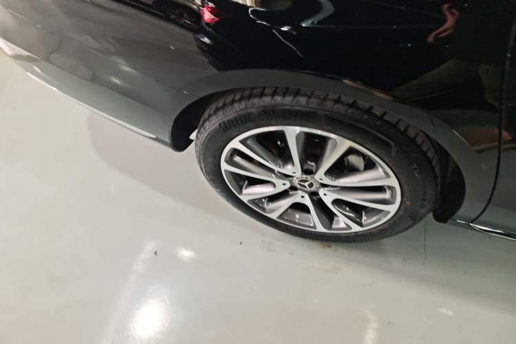 Used Mercedes-Benz E-Class 2017 E 300 L Luxury Model
