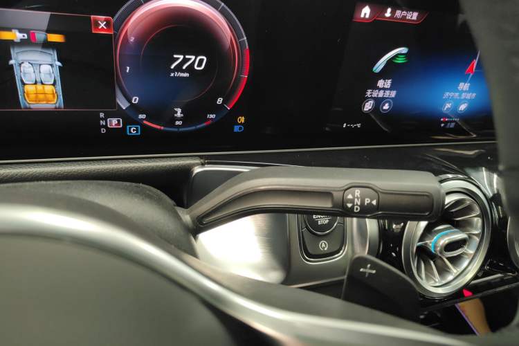 Used Mercedes-Benz GLB 2020 Updated GLB 200 Dynamic Edition Gear Lever