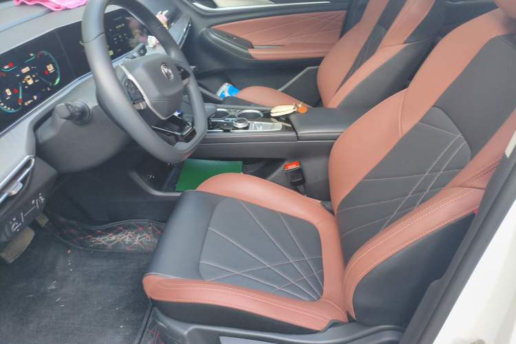 Used CHANGAN Eado 2024 PLUS Blue Whale NE 1.4T GDI DCT High-Energy Edition Left Front Seat