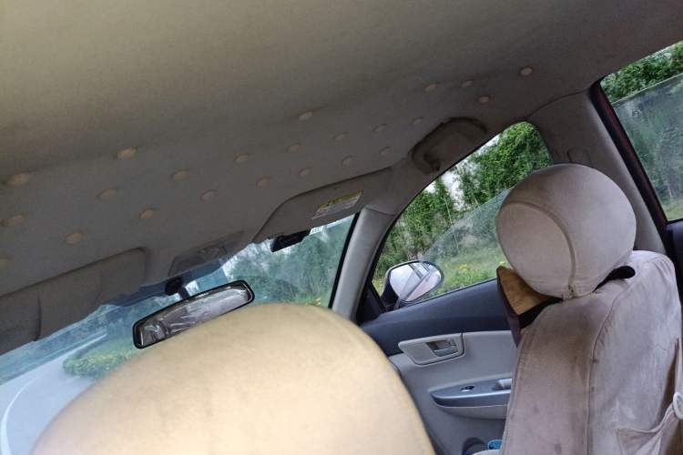 Used CHANGAN Alsvin V5 2012 1.5L Manual Dream Edition