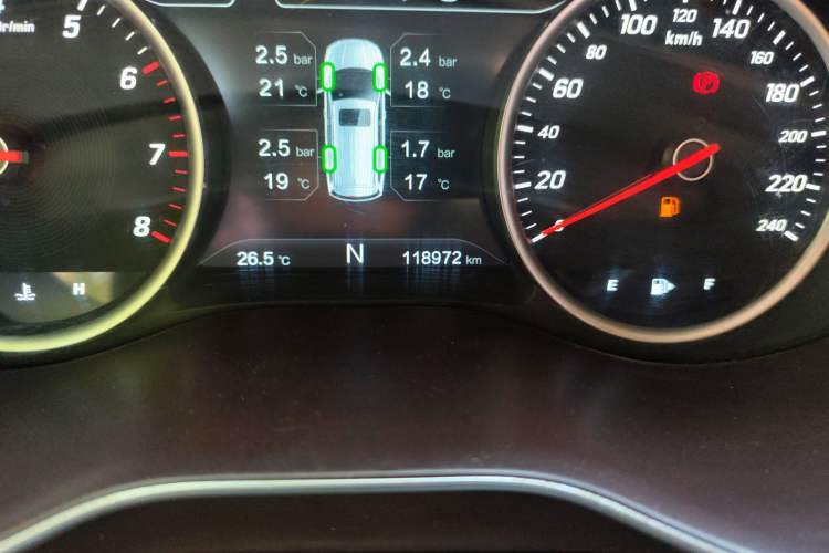 Used Baojun 730 2017 1.8L iAMT Prestige Version 7 Seats