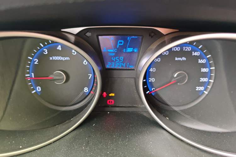 Used Hyundai ix35 2015 2.0L Automatic 2WD Smart Version China V Standard
