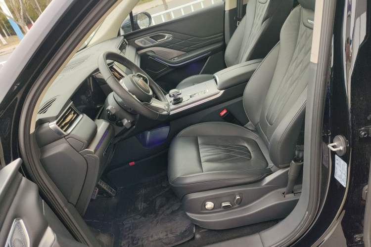 Used Hongqi HS7 PHEV 2024 2.0T PHEV Four-Wheel Drive Flagship Edition 6 Seats Left Front Seat