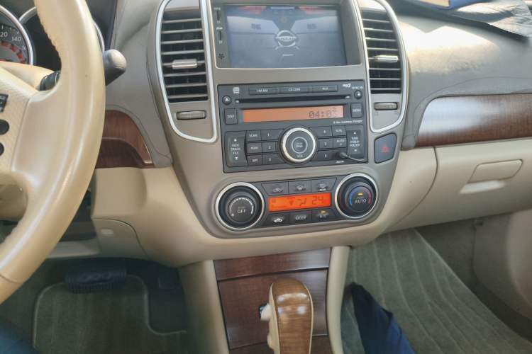 Used Nissan Sylphy 2009 2.0XL CVT Luxury Edition Audio And AC Panel