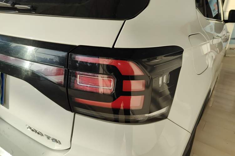 Used Volkswagen Tacqua 2023 200TSI DSG Joy-Connect Edition