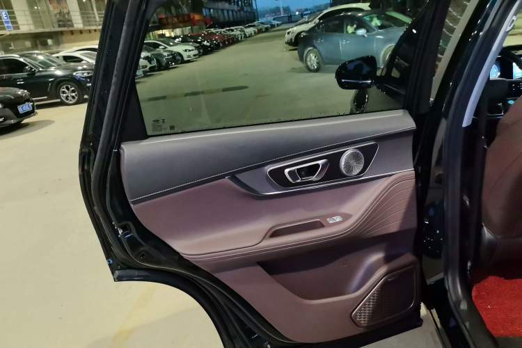 Used Chery Tiggo 8 PRO New Energy 2023 Champion Edition 1.5T 100km King's Version