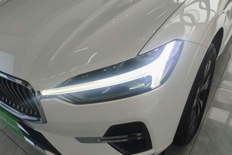 Used Volvo XC60 2024 B5 4x4 Smart Luxury Edition