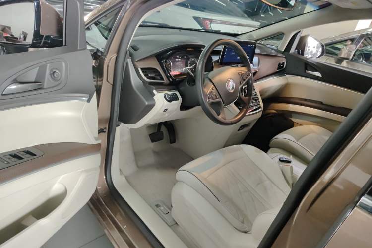 Used Buick GL8 2022 Land Business Class 652T Luxury Model