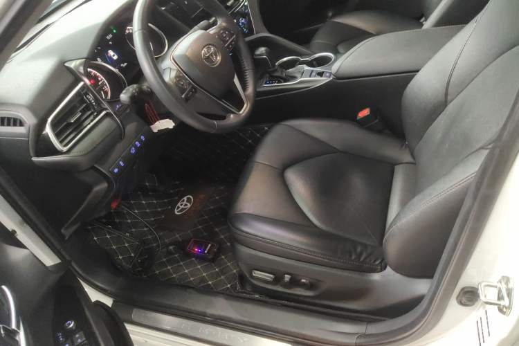 Used Toyota Camry 2021 2.0G Luxury Edition Left Front Seat