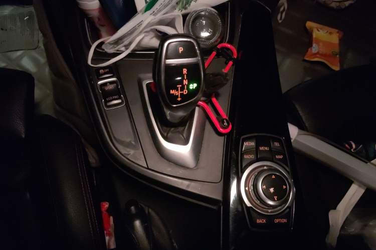 Used BMW 3 Series 2013 320i Sport Design Package