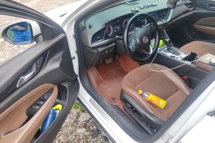 Used Buick Regal 2017 20T Elite Edition Driver Seat