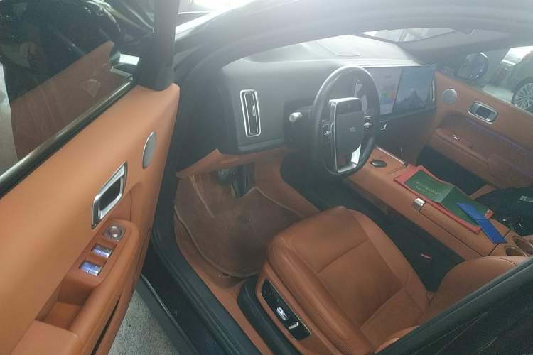 Used Li Auto L8 2024 Pro Model