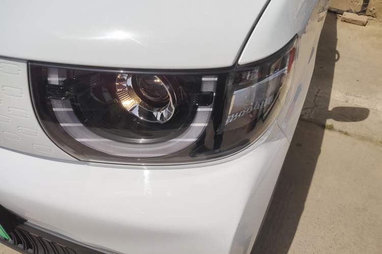 Used Chery New Energy QQ Ice Cream 2022 170km Sundae Phosphate Lithium-Ion