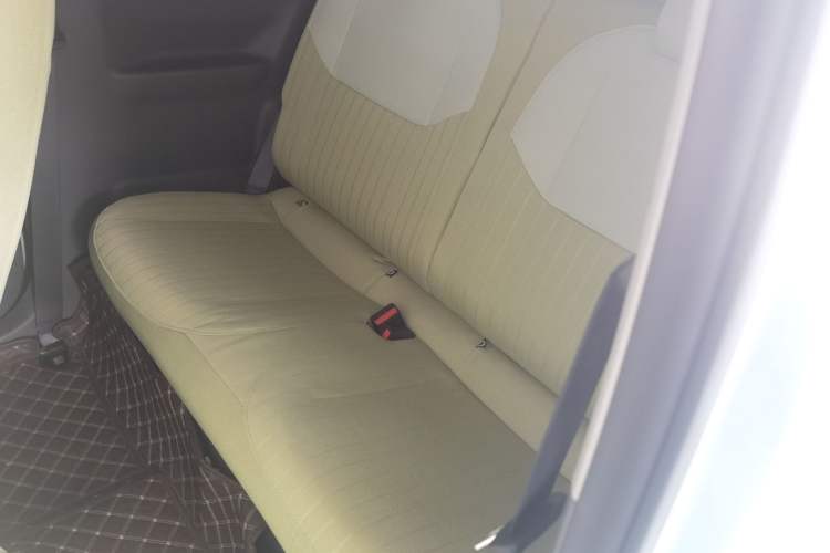 Used Geely Galaxy Panda 2024 Panda Mini 200km Endurance Bear