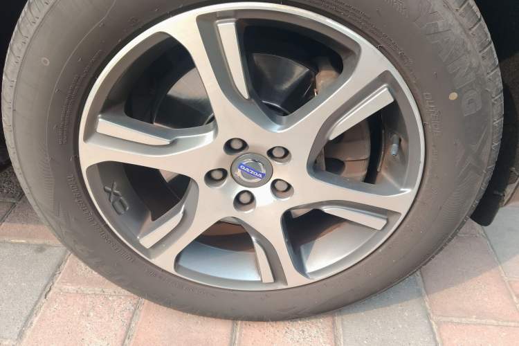 Used Volvo XC60 2014 T5 Zhiyi Edition