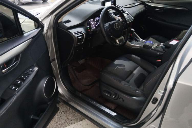 Used Lexus NX 2017 300h Front-Drive FENGSHANG Edition