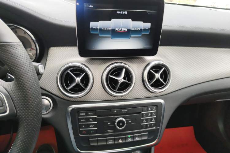 Used Mercedes-Benz GLA 2016 GLA 200 Fashion Model Audio And AC Panel