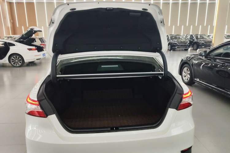 Used Toyota Camry 2021 Dual-Motor 2.5 HGVP Leading Edition