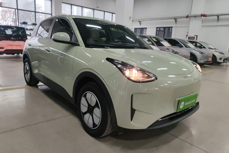 Used Geely Galaxy Geome 2025 310km Youth Edition Front Right 45 Deg