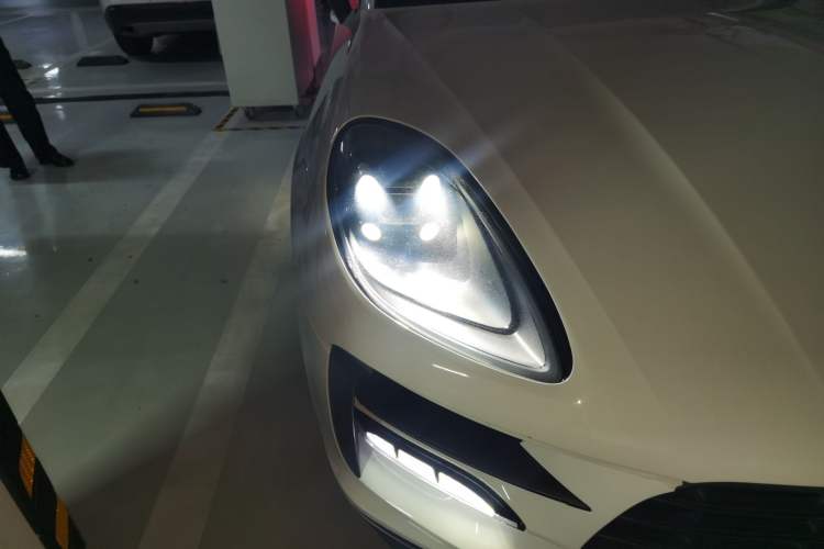 Used Porsche Macan 2018 Macan 2.0T