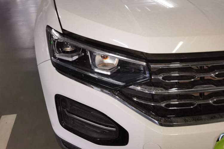 Used Volkswagen Tayron 2019 330TSI Two-Wheel Drive Luxury Model China VI Standard