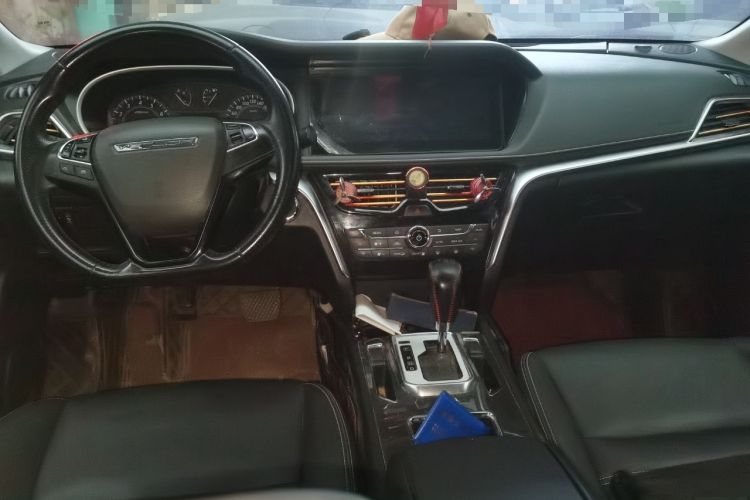 Used Venucia T90 2018 2.0L CVT Smart Connect Luxury Edition China V Standard