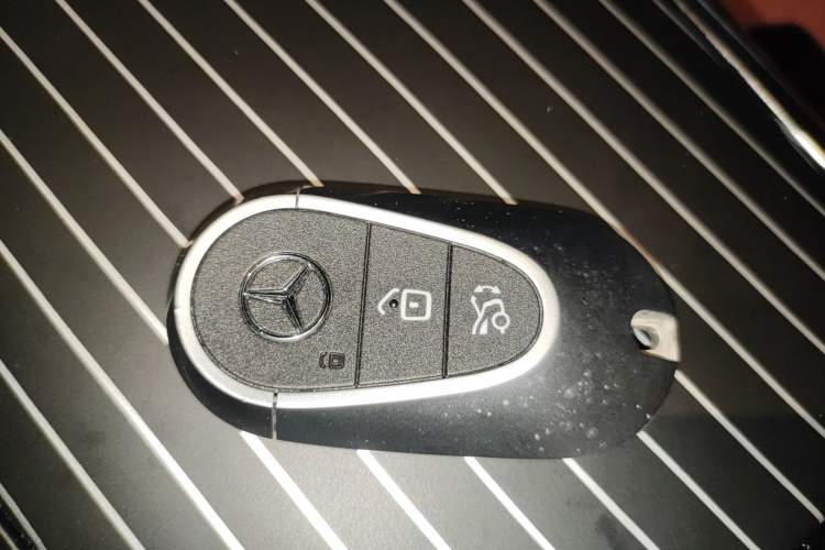 Used Mercedes-Benz GLC 2023 GLC 300 L 4MATIC Luxury 7-Seater